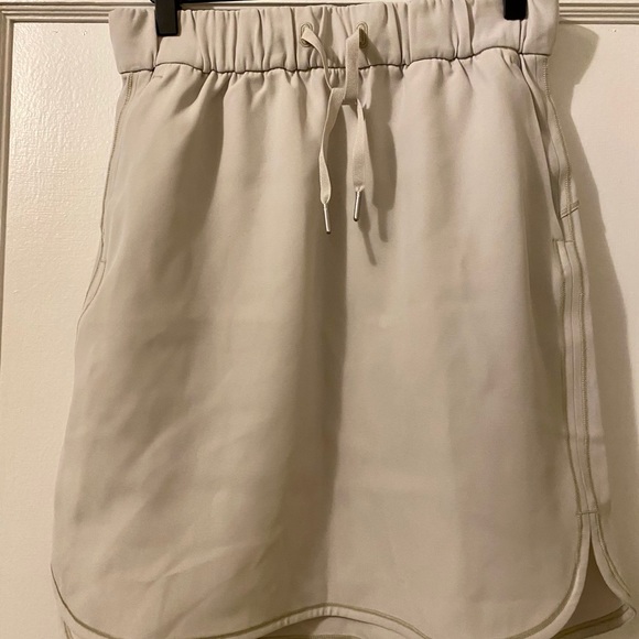 lululemon athletica Dresses & Skirts - FINAL❗️NWOT Lululemon On The Fly Skirt